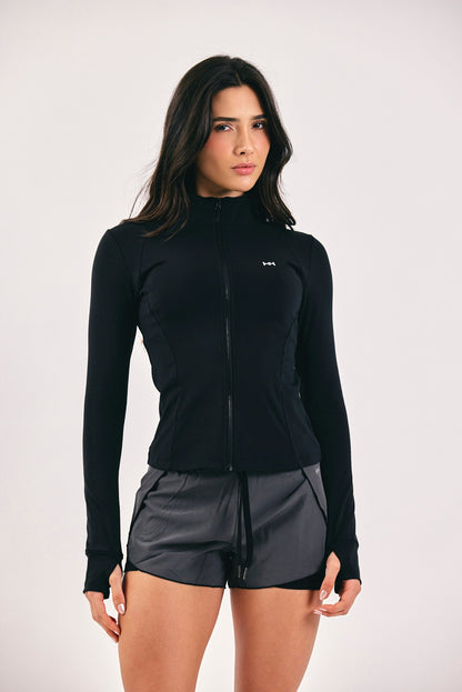 CHAQUETA FIT NEGRA